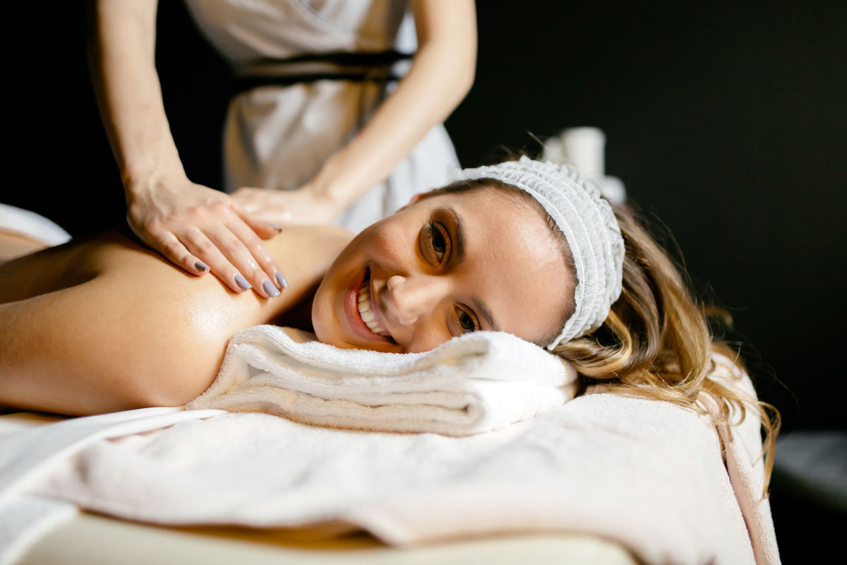 Lettino da massaggio: Quale acquistare? Guida alla scelta con