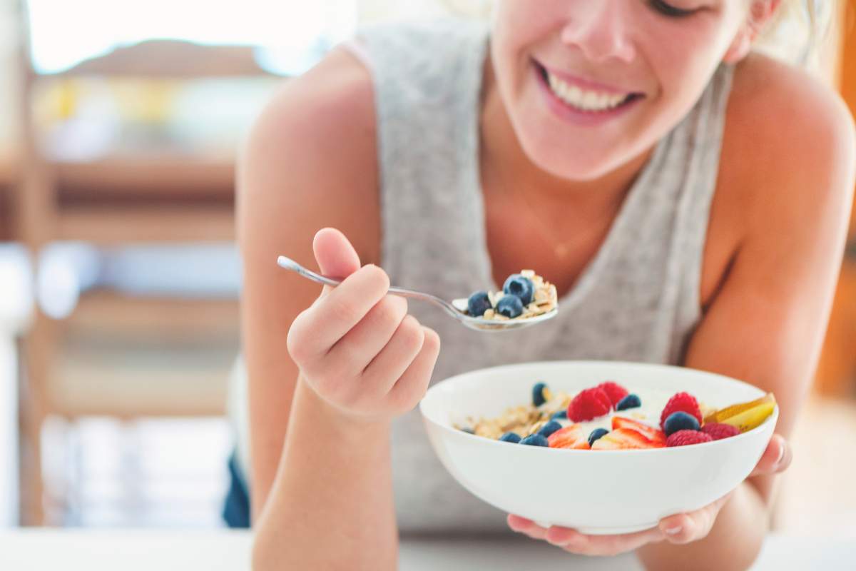 è possibile mangiare troppa frutta